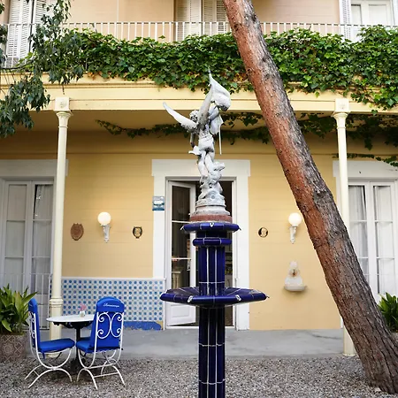 Hotel Medium Renaixenca *