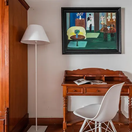 Medium Renaixença Hotel