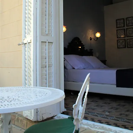 Hotel Medium Renaixenca