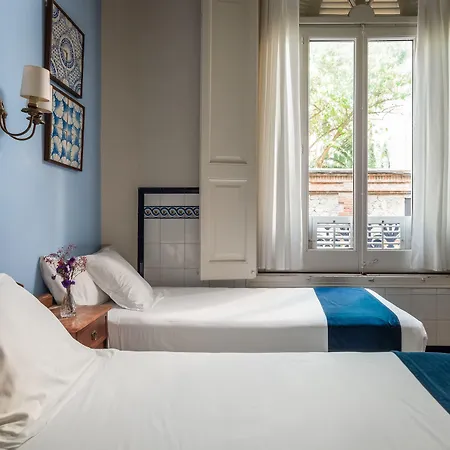 Hotel Medium Renaixenca