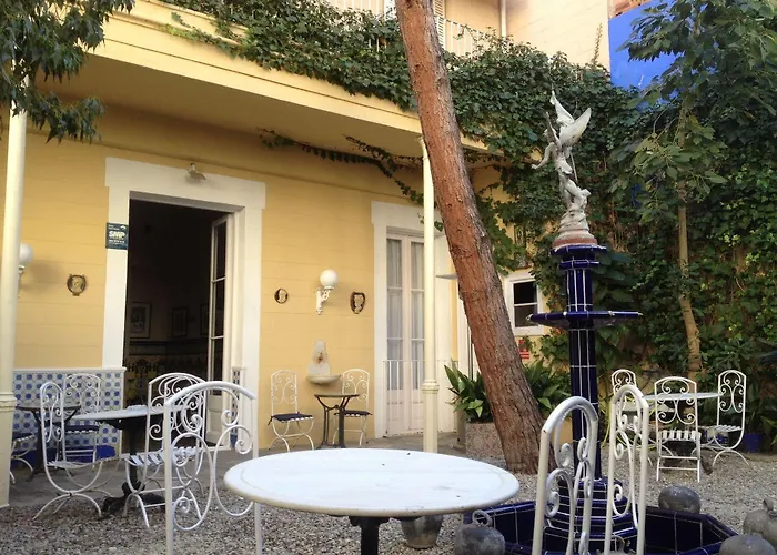 Medium Renaixenca Hotel