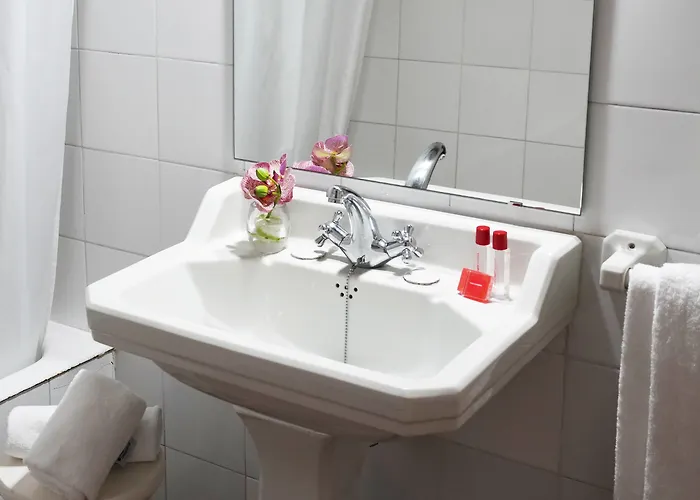 Hotel Medium Renaixenca *