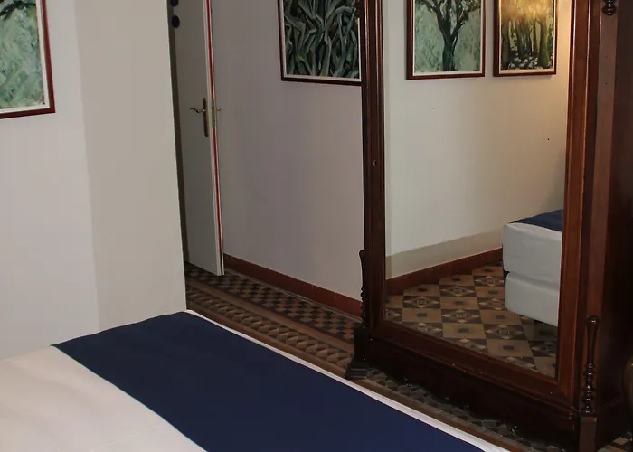 Medium Renaixenca Hotel