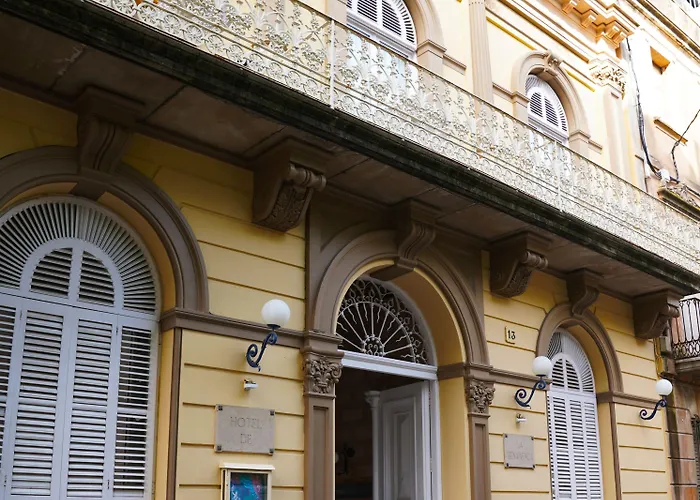 Hotel Medium Renaixenca *