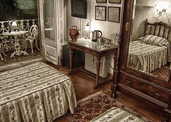 Hotel Medium Renaixenca